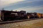 NS 2351 & 2395 lead a train southbound